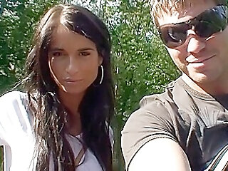 Amateur sucking dick in the park